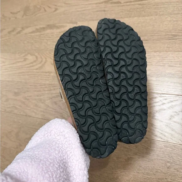 Birkenstock Buckley Shearling size 38 - Picture 4 of 4